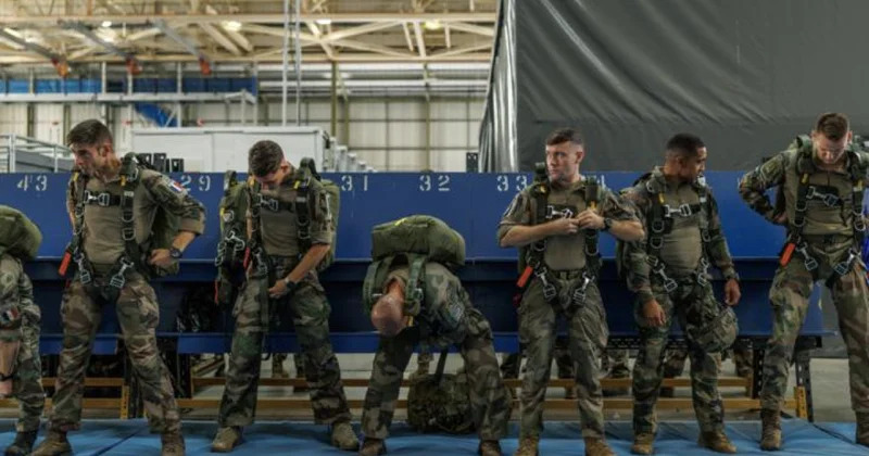 Коалиция желающих готовит три сценария военного присутствия в Украине