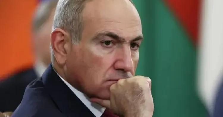 Rusiyadan ermənilərə çağırış: Paşinyanı devirin