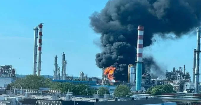 Maliyyə naziri neft infrastrukturuna hücumları pislədi FOTOLAR