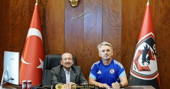Türkiyə klubunda yeni baş məşqçi