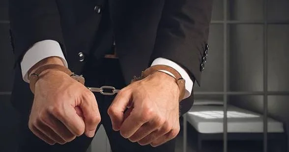 Ögey oğluna təcavüz etdi, 13 il həbs cəzası aldı