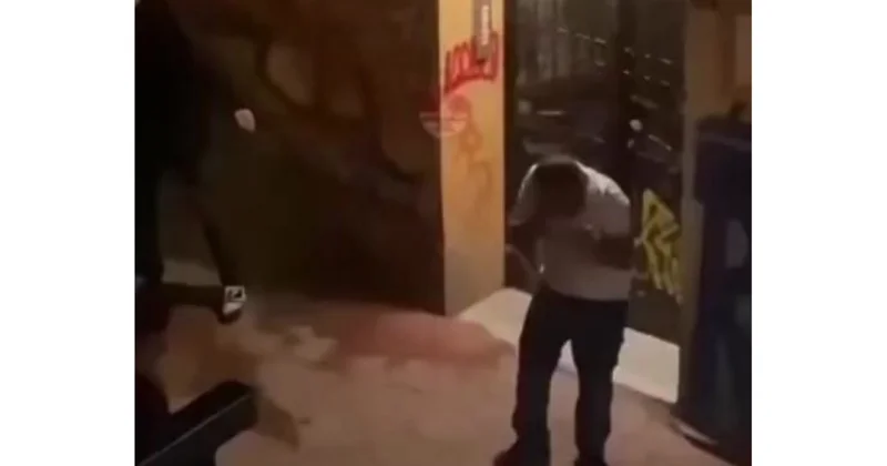 İstanbula iş axtarmağa gələn kişini yeniyetmələr döydü (Video)