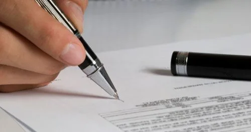 Bir imza ilə hər şeyinizi itirə bilərsiniz XƏBƏRDARLIQ
