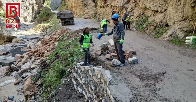 Quba Xınalıq yolunda intensiv yağışlar yenidən fəsadlar törətdi FOTO/VİDEO