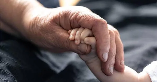65 yaşdan yuxarı insanların sayı ilk dəfə beş yaşından kiçik uşaqların sayını üstələyib