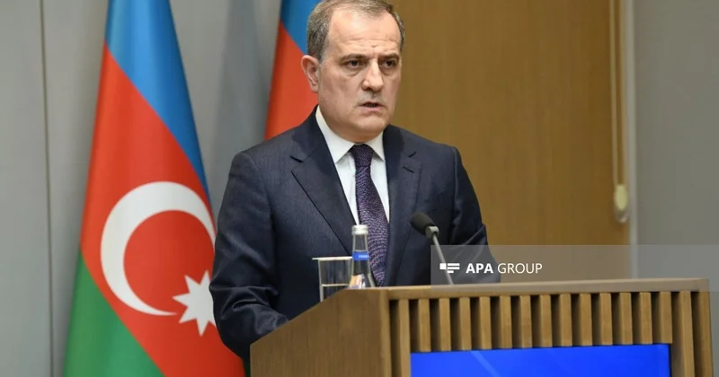Ceyhun Bayramov Qazaxıstanın xarici işlər naziri ilə telefon danışığı aparıb