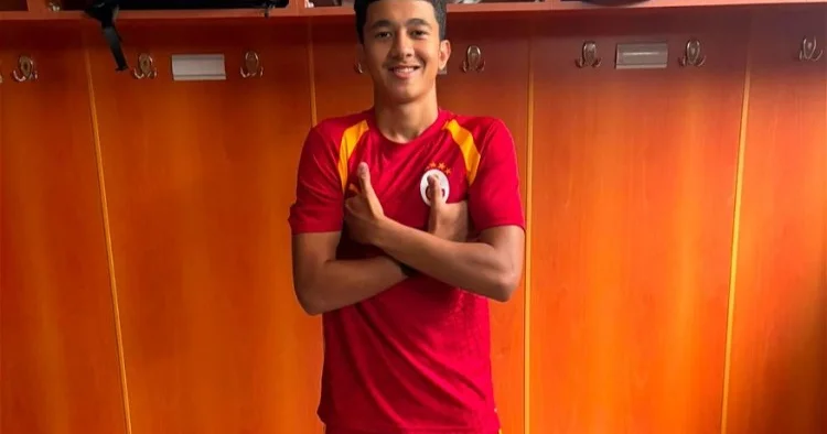Azərbaycanlı futbolçu Qalatasaray a keçdi Türkiyə və Qazaxıstan yığmaları onu istəyir