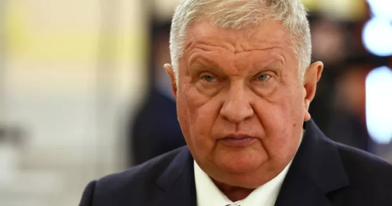 Роснефть : Китай пережил Ормузский кризис благодаря партнерству с РФ