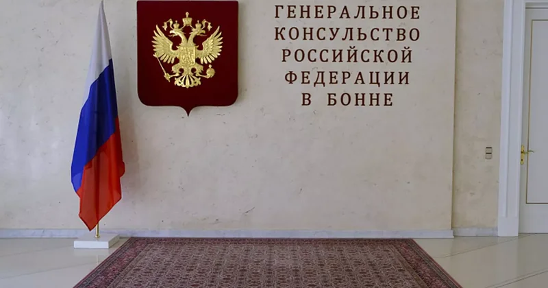 Генконсульство России в Бонне покинут около 70 сотрудников