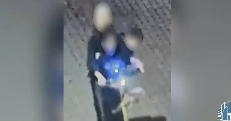 Bakıda təhlükəli ANLAR: bir skuterə minən 3 uşağın KAMERA GÖRÜNTÜLƏRİ