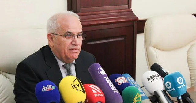 Tanınmış professora ağır itki