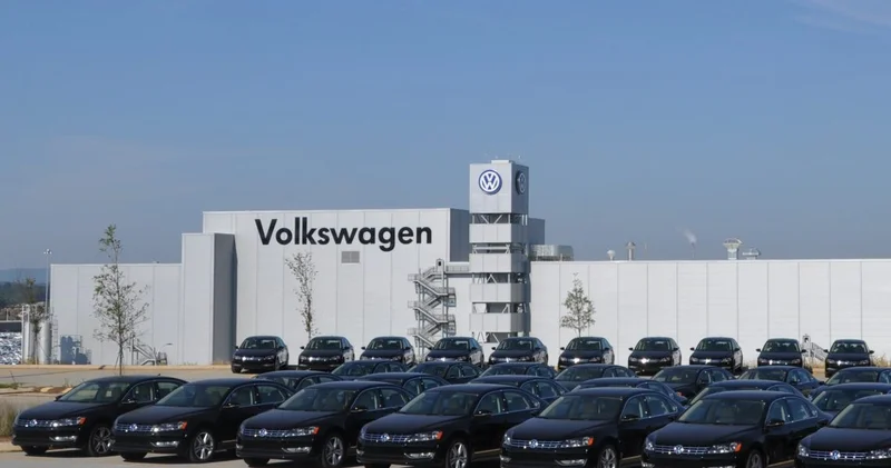 Volkswagen сократит 50 тысяч сотрудников Minval Politika