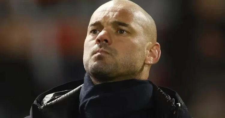 Real İnter dən daha statuslu klubdur, ona görə də indi o, daha yaxşı çıxış etməlidir sabiq niderlandlı futbolçu