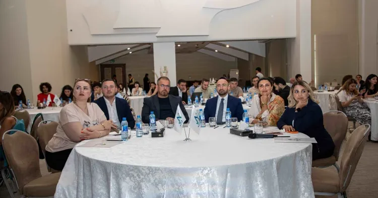 “Azərsun Holdinq” “Süni intellekt dövründə effektiv sayt idarəetməsi” mövzusunda təlim keçirdi FOTO