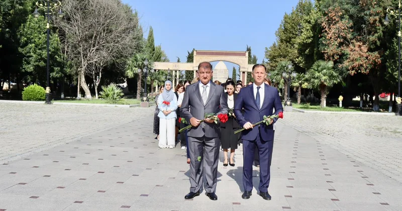 Samuxda ali məktəblərə yüksək balla daxil olan tələbələrlə görüş keçirilib FOTOLAR
