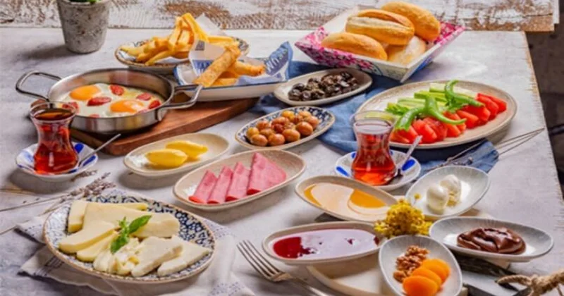 Səhər yeməyində bəh bəhlə yeyirlər, fayda yox, zərər verirmiş