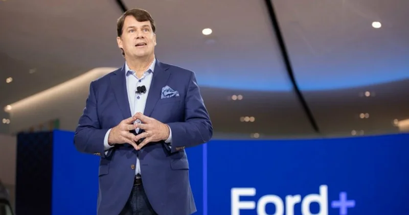 Ford un rəhbəri oğlunu hansı səbəbdən qaynaqçı işləməyə yolladığını açıqladı