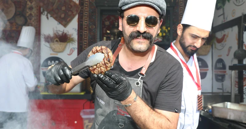 Gündüz olsa da, göz gözü görmürdü Fotolar