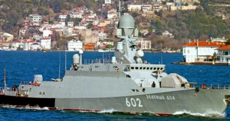 Ukrayna Rusiyanın raket daşıyan gəmisini vurub