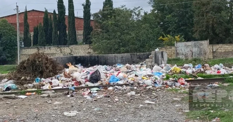 Xaçmazda məişət tullantılarının yığılıb qalması narazılıq yaradıb
