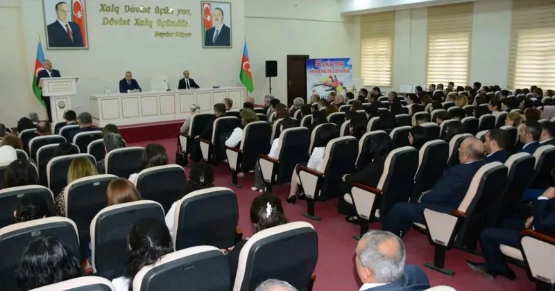“Gələcək müəllimlərin əsəridir” mövzusunda tədbir keçirilib