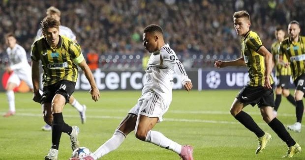 Mbappe, Kayrat , het trik...