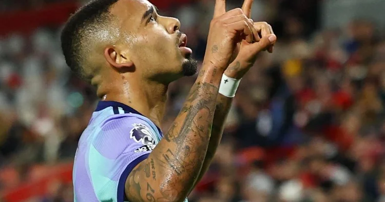 Arsenal ın hücumçusu Everton un hədəfində