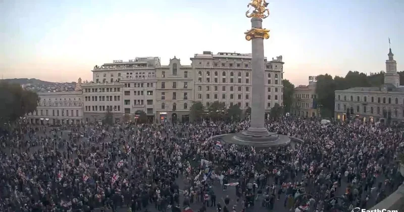 В центре Тбилиси началась акция протеста