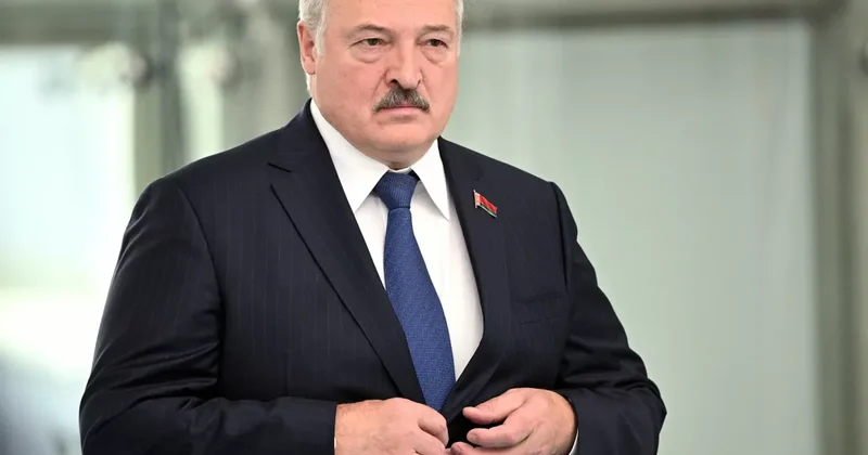 Лукашенко: Нам надо выжить
