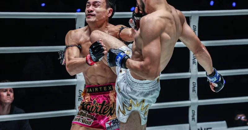 Удар коленом в голову… Очередная победа Акифа Гулузаде в ONE Championship ВИДЕО, ФОТО