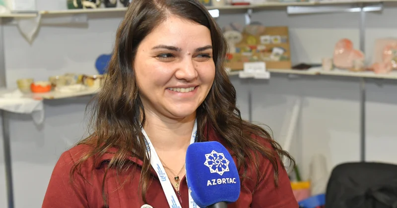 Diləzbər Hüseynzadə: Ebru sənəti autizmli uşaqlara möcüzə kimi təsir göstərir MÜSAHİBƏ