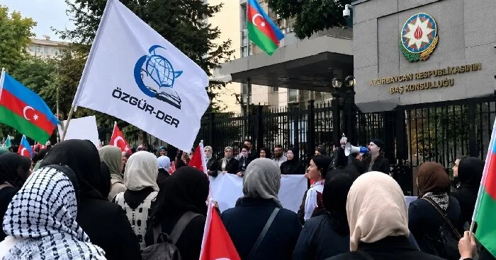 Konsulluğumuz önündə aksiya: Ankaranın da rolu varmı?