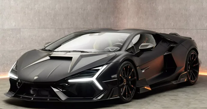Quşların Lamborghini si: Dünyanın ən bahalı toyuğu necə görünür? FOTO