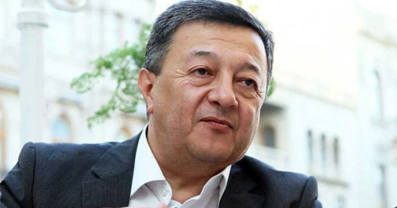 Kitabı “yiyəsiz” qoymazdılar... İndikilər nəvələrinə kimi oxumağı tövsiyə edəcəklər?
