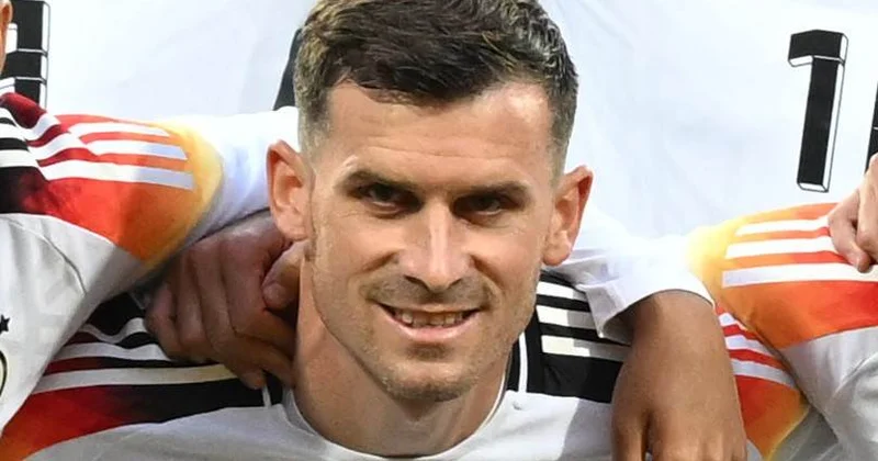 İngiltərədə ən yaxşı seçilən alman futbolçu Ronaldunun rekordunu yenilədi