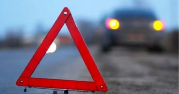 Ucarda Mercedes sürücüsü velosipedçini vurub ÖLDÜRDÜ FOTOLAR