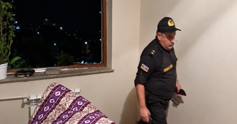 Şəfəq qəsəbəsində yaşayış binasında partlayış baş verib, bir nəfər yaralanıb VİDEO