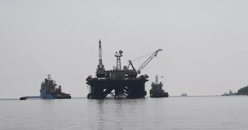 У берегов Норвегии столкнулись два грузовых судна и нефтяной танкер