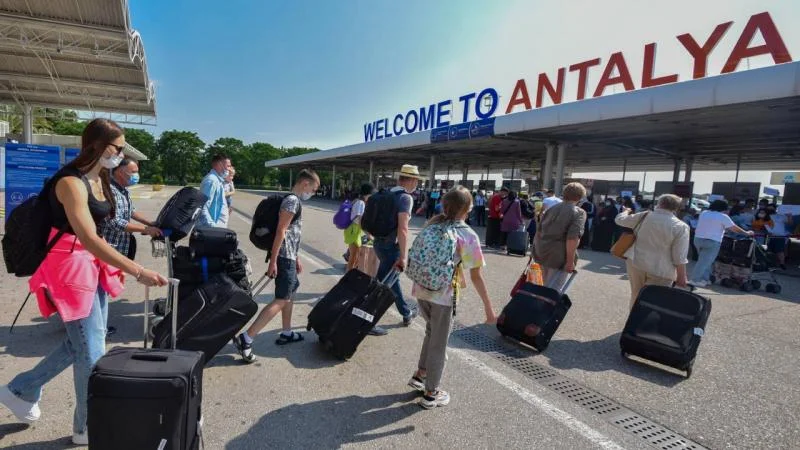 Antalyaya gələn turistlərin sayı 16 milyonu keçib