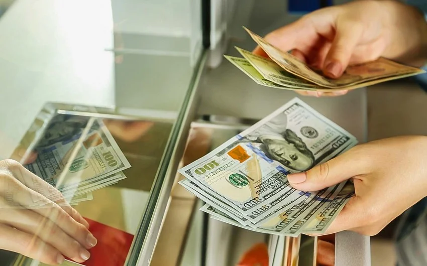 Dollar sabah neçəyə olacaq? Mərkəzi Bank yeni məzənnəni açıqladı