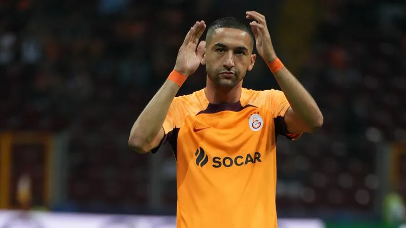 Qalatasaray klubu Hakim Ziyeçlə yollarını ayırmağı düşünür.