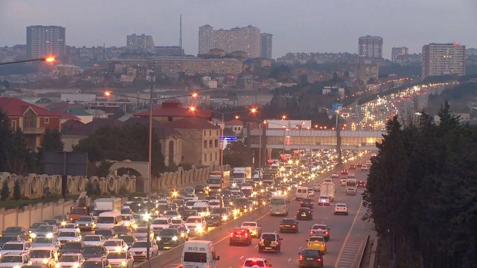 Bakıda yeni qadağa qüvvəyə mindi SİYAHI KONKRET