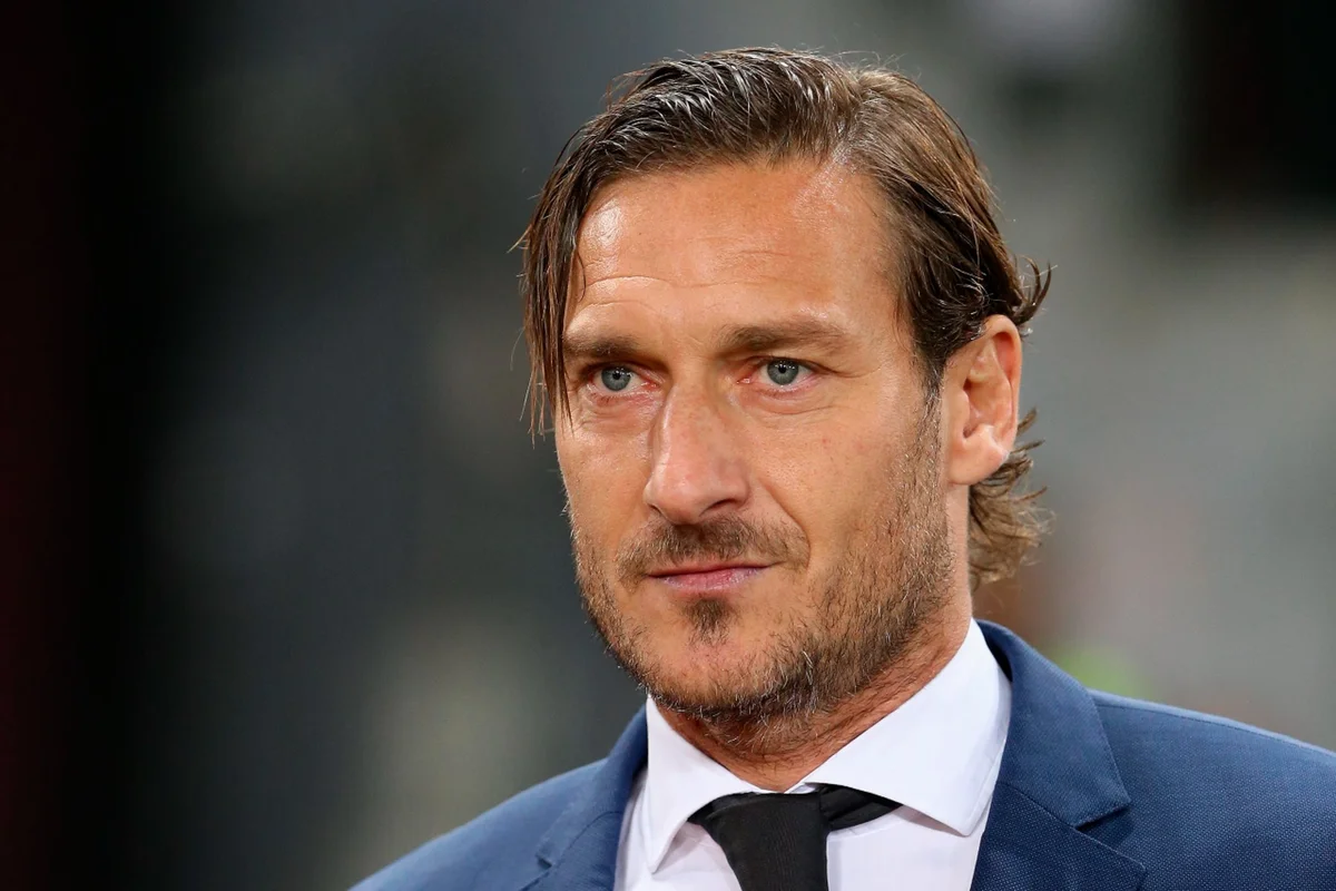 Françesko Totti karyerasını bərpa edə bilər İdmanXəbər