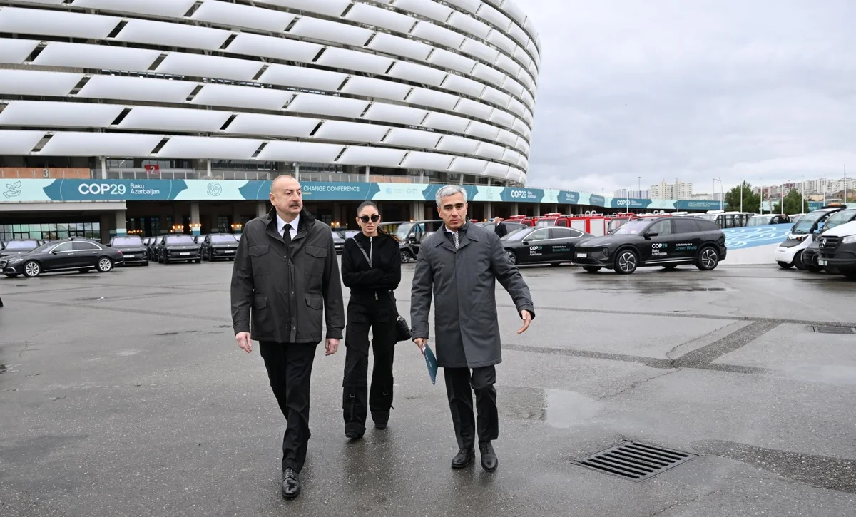 Prezidentlə xanımı Bakı Olimpiya Stadionunda FOTOLAR