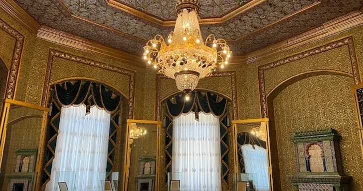 Представители медиа из Азербайджана посетили дворцовый комплекс Нуруллабой в Узбекистане