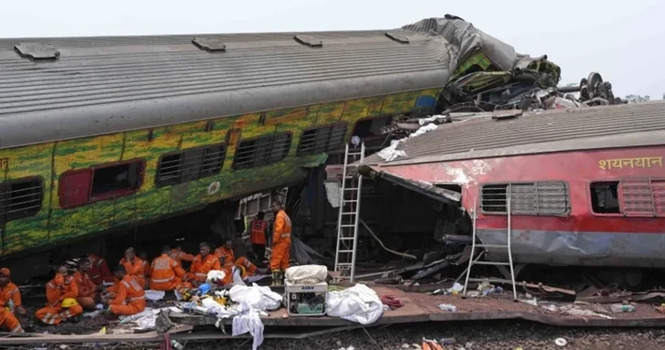 Железнодорожная катастрофа в Индии унесла жизни пяти человек