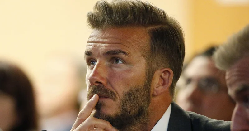 Britaniya kralı Bekhem “Cəngavərlik” titulu verdi