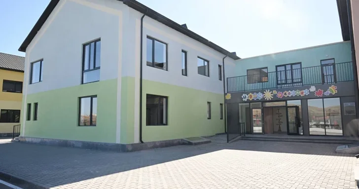 В селе Хоровлу Джебраильского района открыты новая школа и детский сад