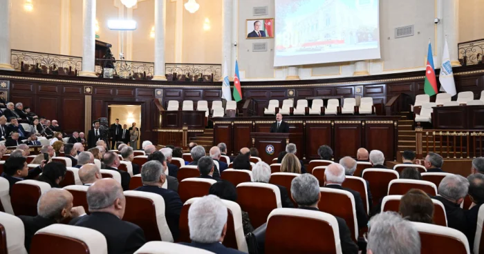 Prezident: Dilimizi qorumasaq, milli kimliyimiz də sarsıla bilər