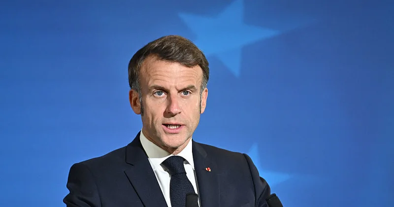 Makron söz azadlığına müharibə elan edib “The Spectator”